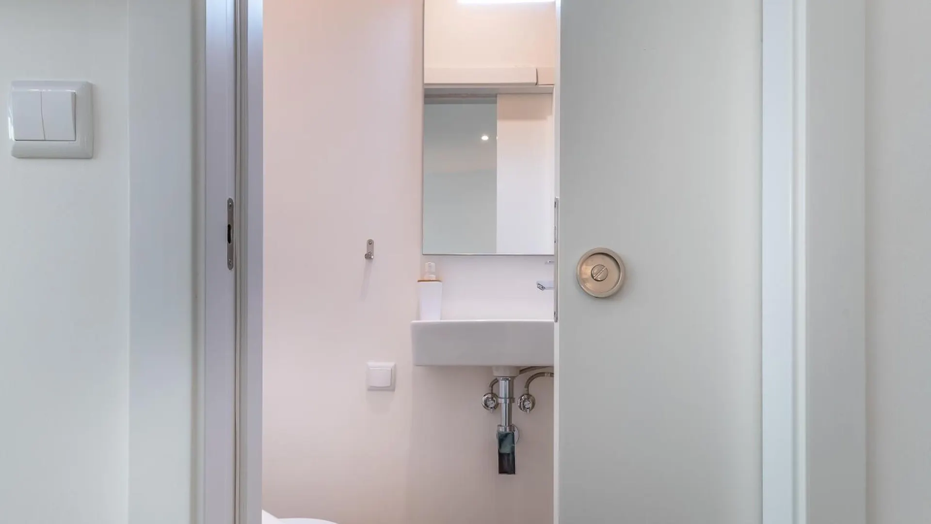 Orange 3 House - Chiado Studios Lisbon