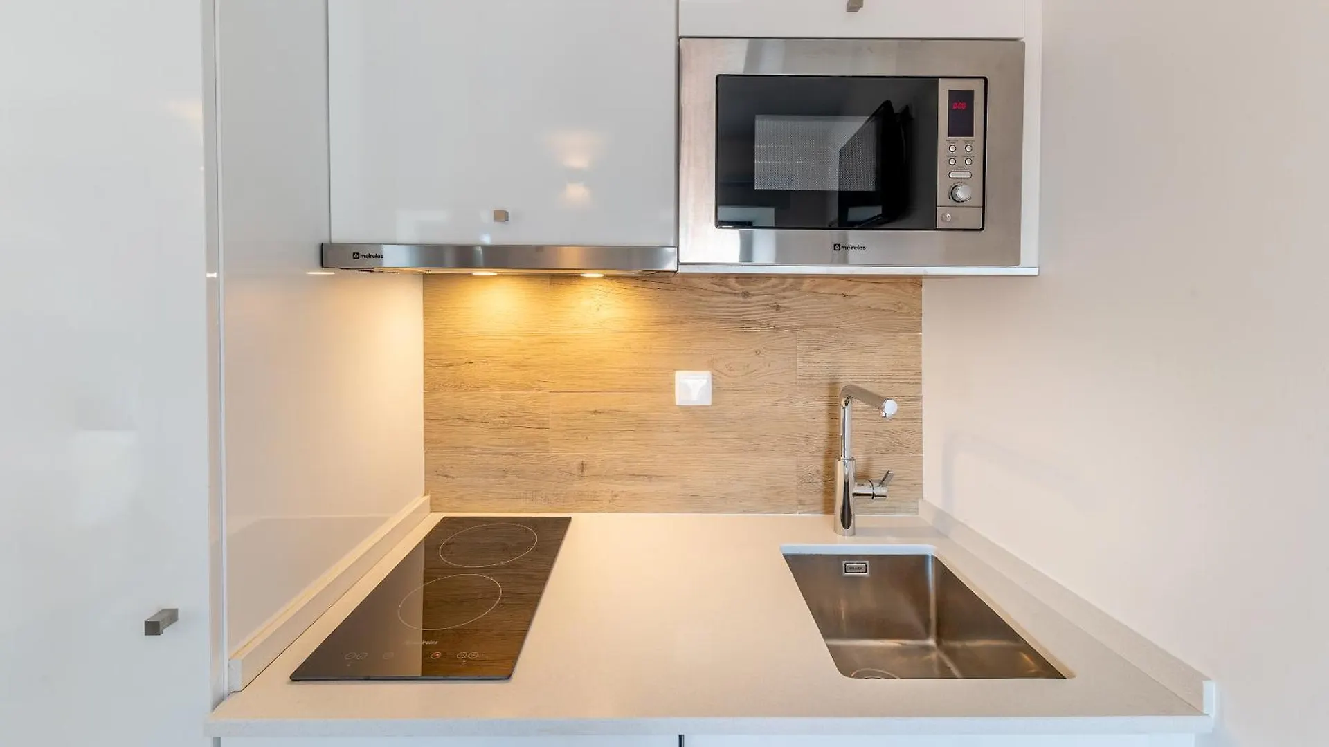 Orange 3 House - Chiado Studios Apartment Lisbon