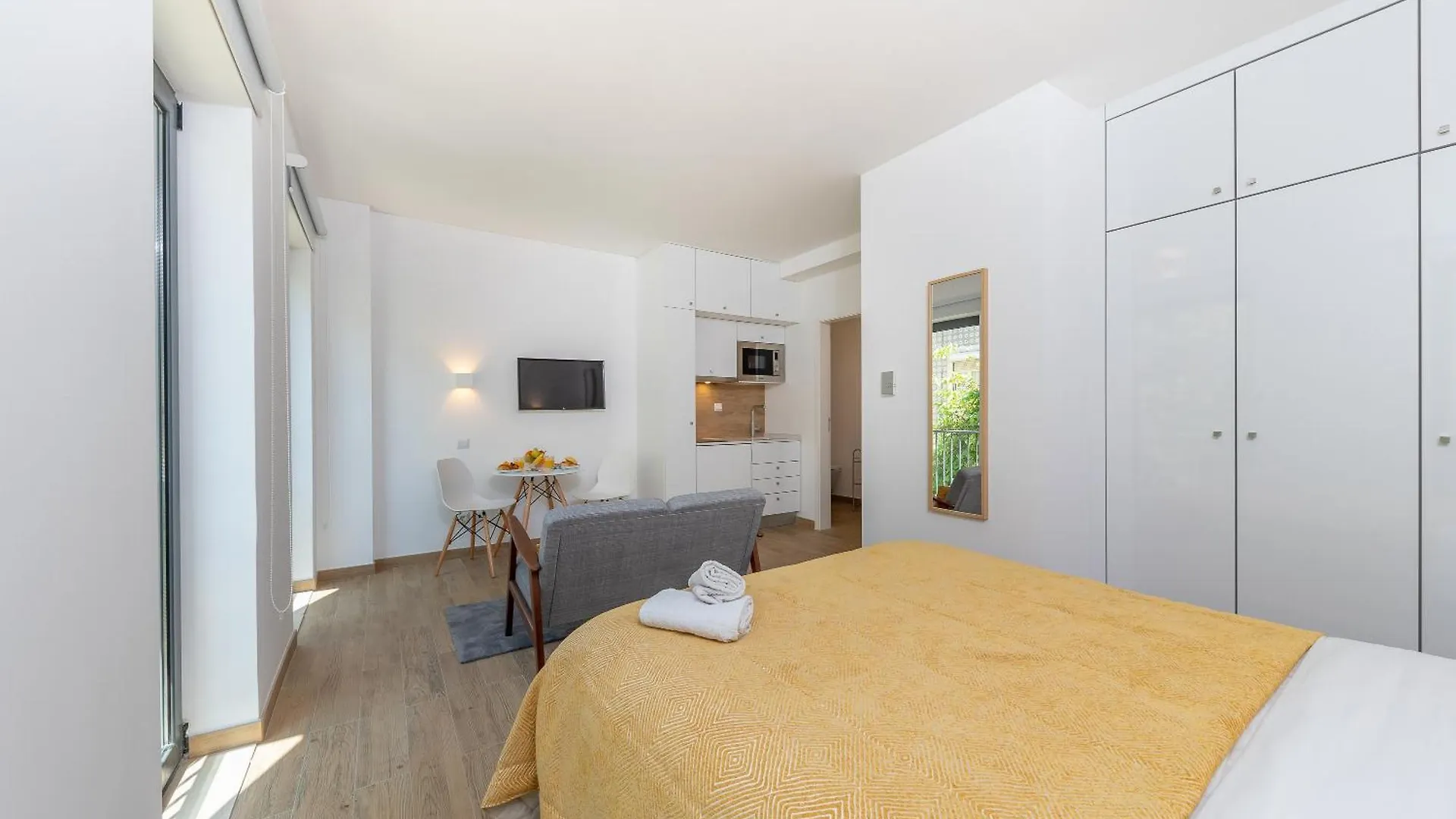 Orange 3 House - Chiado Studios Lisboa 0*,
