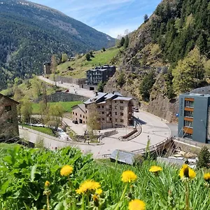 Estudio Encantador 2 Camas, Netflix Y Wifi, Relax Y Confort , Canillo Andorra